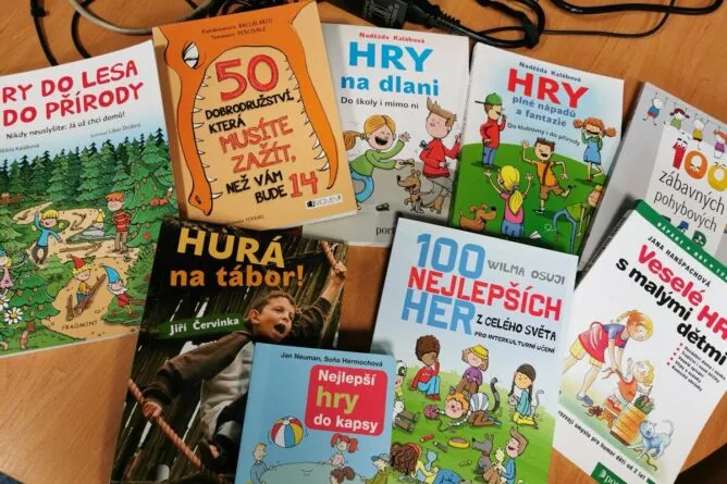 Půjčovna vybavení, Knihovna - RADAMBUK | Rada dětí a mládeže Jihočeského kraje