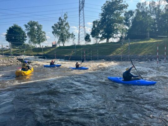 Vzdělávací kurzy Instruktor vodní turistiky 2023 – BP Sport - RADAMBUK | Rada dětí a mládeže Jihočeského kraje