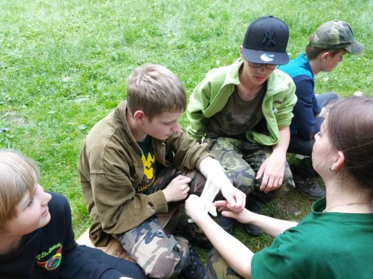SURVIVAL – kurz přežití v přírodě – projekt Mládež kraji – kraj Jihočeský - RADAMBUK | Rada dětí a mládeže Jihočeského kraje