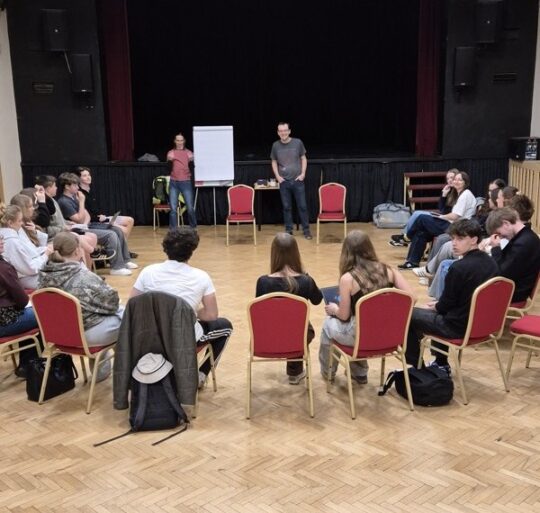 Vzdělávací kurz Pomocný vedoucí (instruktor) volnočasových aktivit dětí a mládeže 24.-25.4.2026 - RADAMBUK | Rada dětí a mládeže Jihočeského kraje