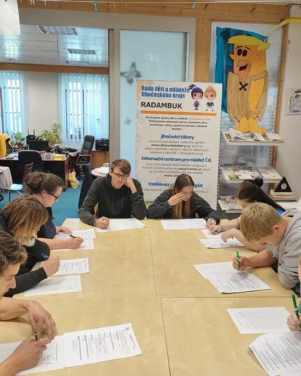Vzdělávací kurz Vedení dětských táborů č. 2- 31. 5. – 2. 6. 2024 – ČRDM - RADAMBUK | Rada dětí a mládeže Jihočeského kraje
