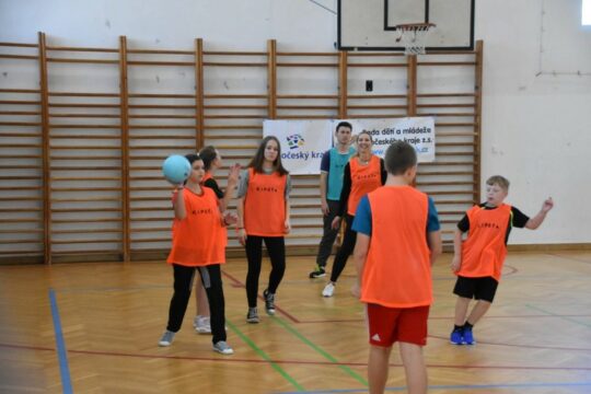 Turnaj RADAMBUKu 23. 10. 2022 – vybíjená, kin-ball - RADAMBUK | Rada dětí a mládeže Jihočeského kraje