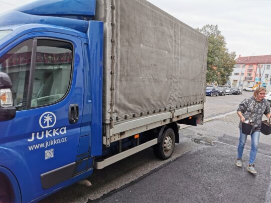2. 10. 2024 – distribuce stromů a keřů projektu 72 hodin - RADAMBUK | Rada dětí a mládeže Jihočeského kraje