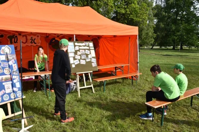 Půjčovna vybavení, Knihovna - RADAMBUK | Rada dětí a mládeže Jihočeského kraje