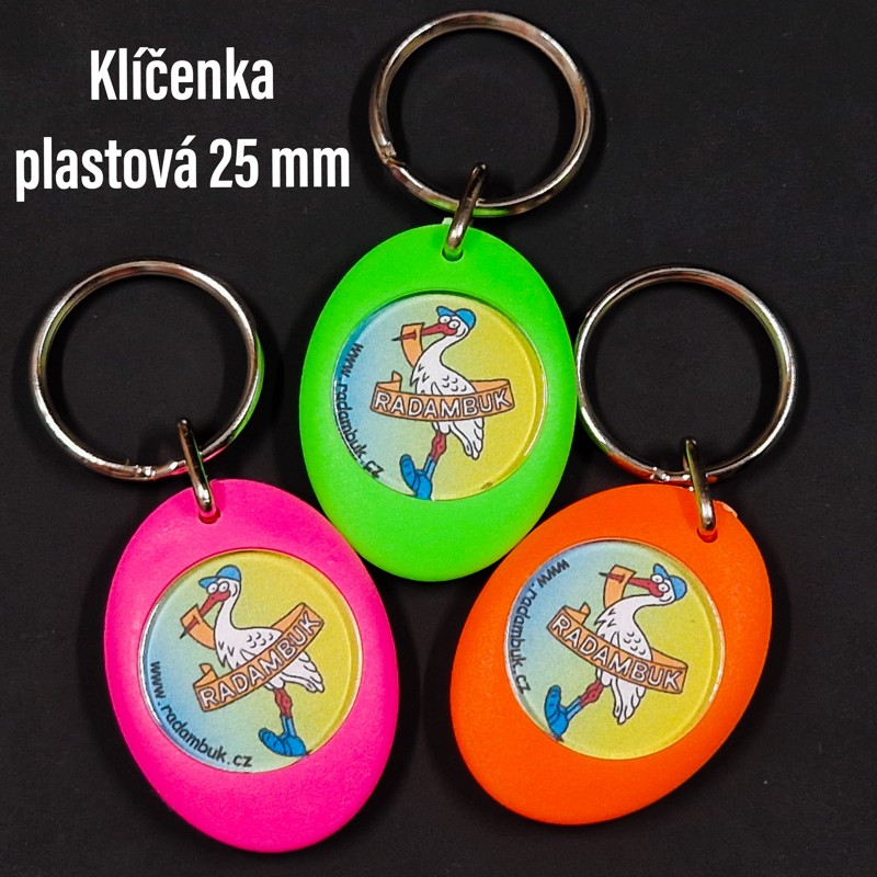 Nabízíme výrobu buttonů se špendlíky, magnety, zrcátka, ovíráky, klíčenky - RADAMBUK | Rada dětí a mládeže Jihočeského kraje