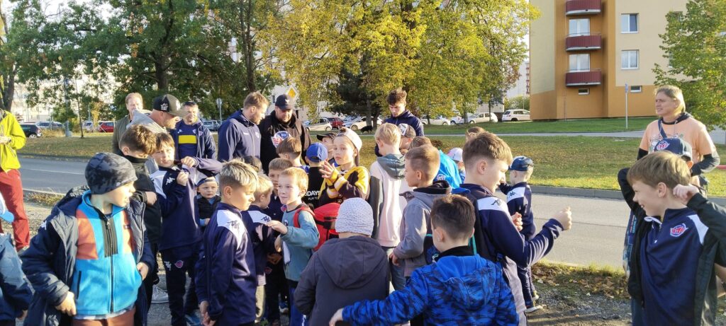 Uklidíme Park Čtyři Dvory a okolí - projekt 72 hodin 14. 10. 2026 - RADAMBUK | Rada dětí a mládeže Jihočeského kraje